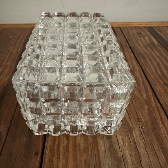 Clear Glass Rectangular Box - Picture 7 of 11